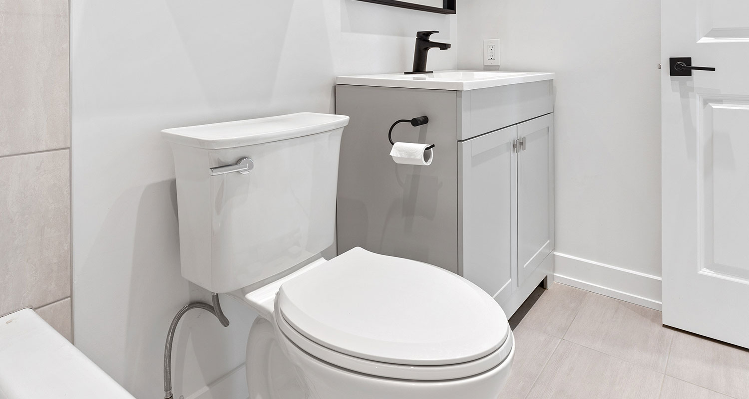 https://chamblissplumbing.com/wp-content/uploads/2023/09/plumbers-in-san-antonio-charge-toilet-tank-flush.jpg